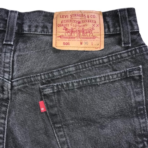 Vintage Levi’s 501 Black Denim Cuffed Shorts - Picture 3 of 8